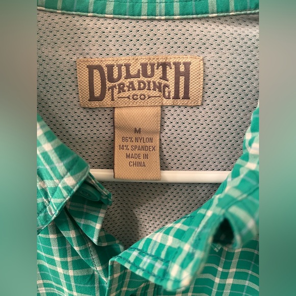 Duluth Trading Co Green Plaid Men's Vented Nylon Blend Outdoors Shirt - Medium - Picture 4 of 11